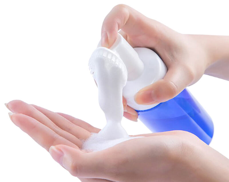 Facial-Cleanser-Foam-Bottle-with-Silicone-Brush